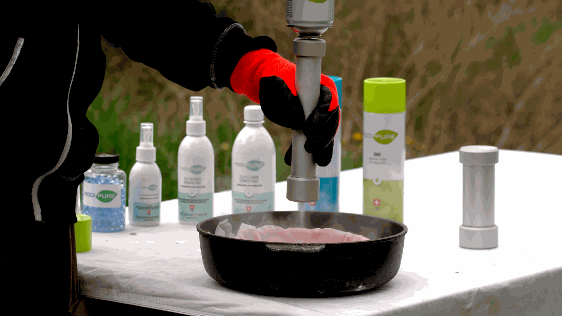 © ADDITEQ s.r.o. Procedure for Essential Oil Extraction with ADDIPURE (1)