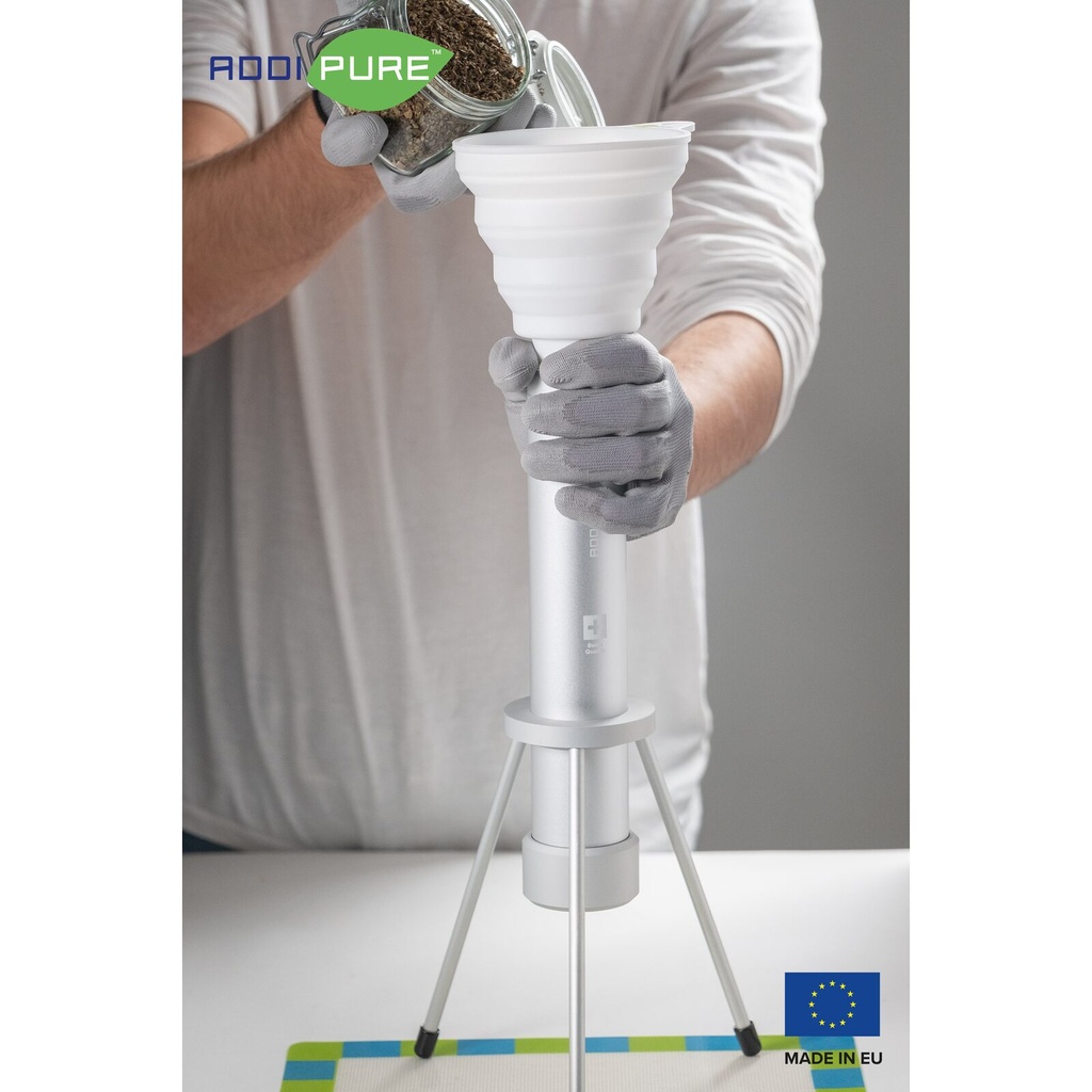 ADDIPURE Silicone funnel, white, foldable. Ideal for filling extractors with plant material. Food grade quality.